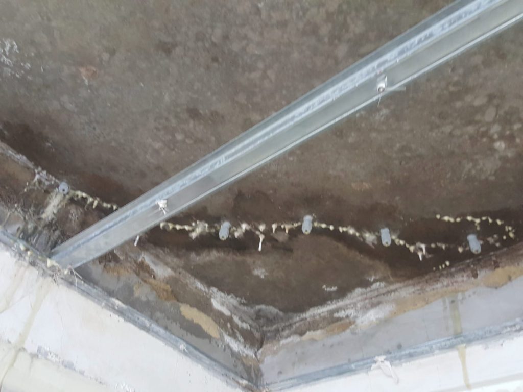 PU Crack repair